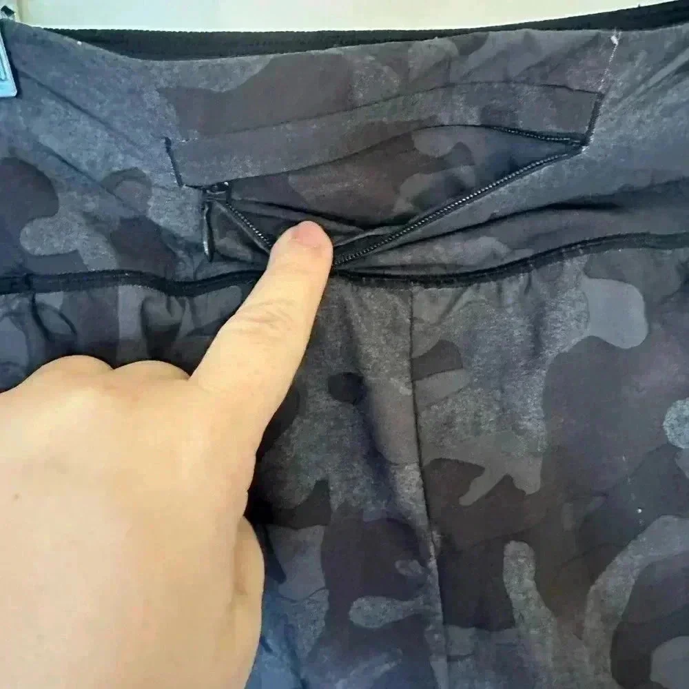 ZELLA Streamline Camo Print Shorts in Size Medium